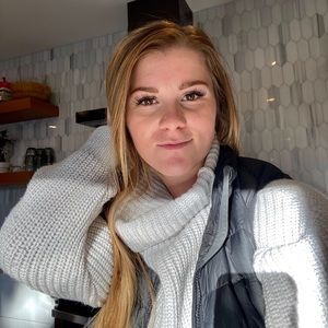 Meet your Posher, Michaela